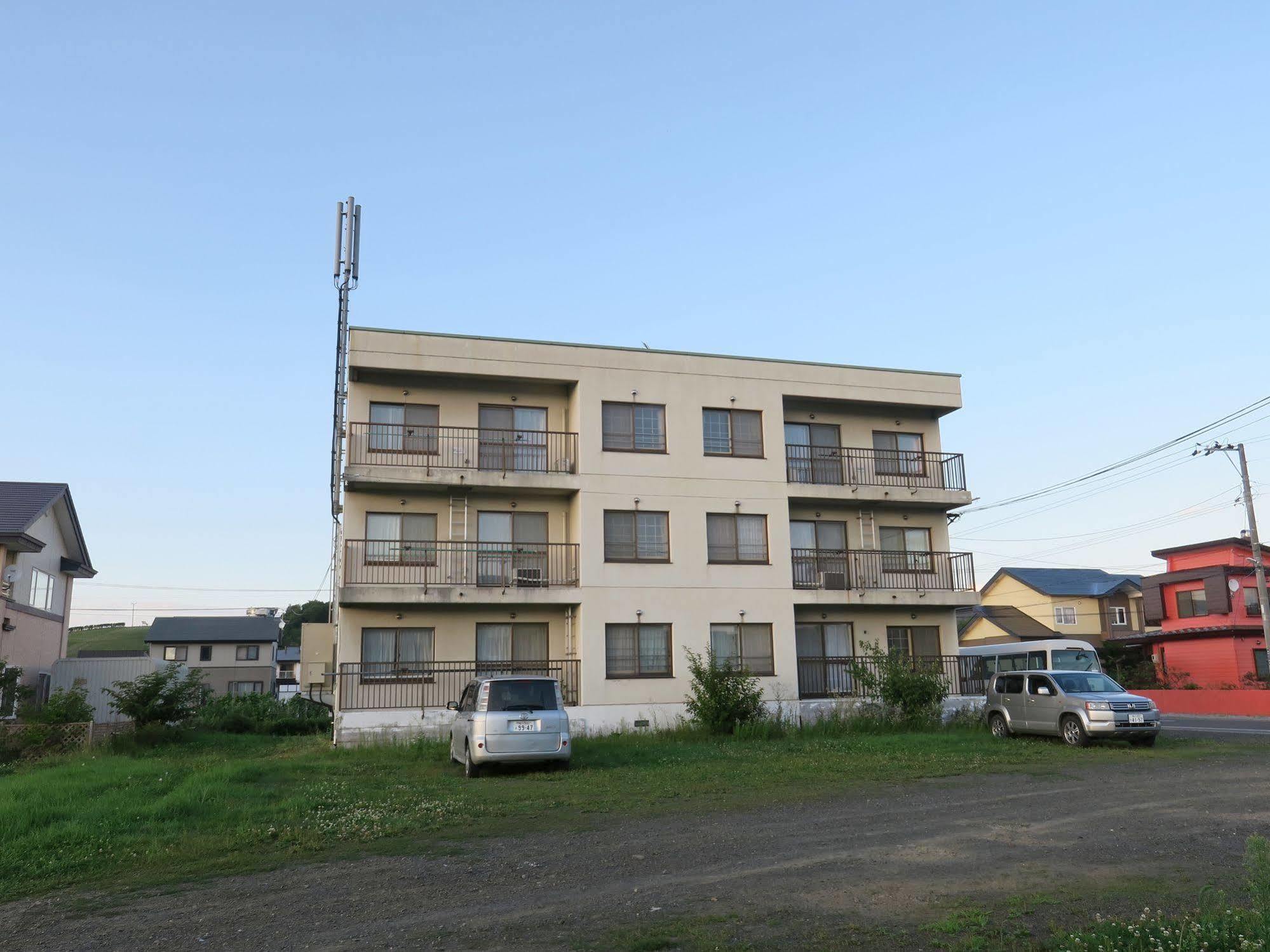 Frontier Sunrise Kamifurano Exterior foto